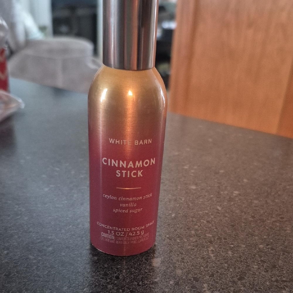 White Barn Cinnamon Stick Scented Room Spray
